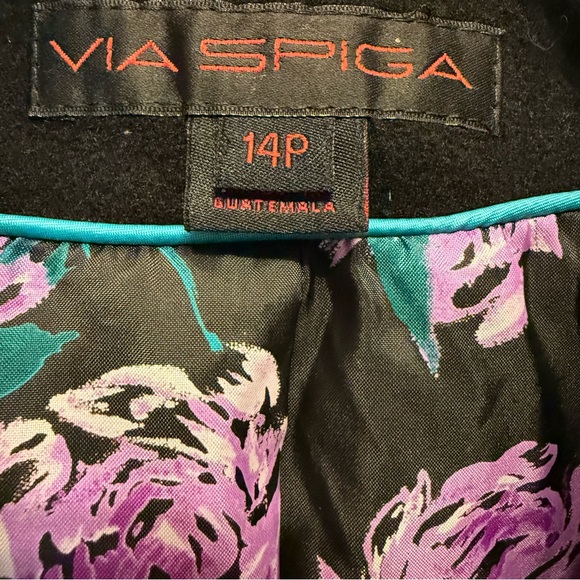 Black Via Spiga Wool Peacoat w/ floral lining! Belted waist and longer length! - Picture 6 of 6